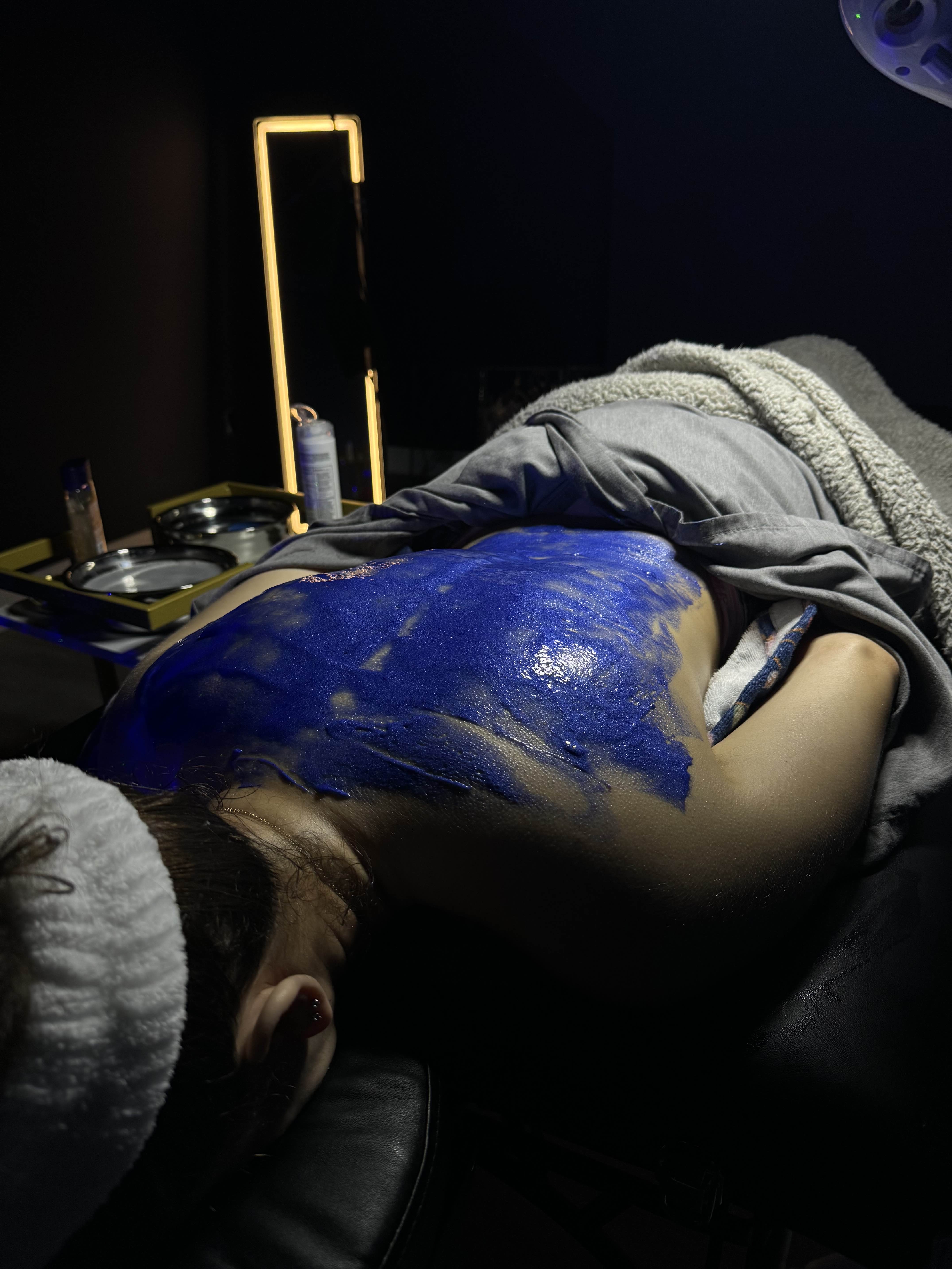 Ramadan Radiance back treatment